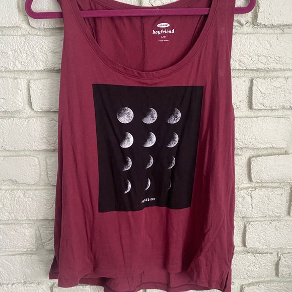 Old Navy Tops - Old Navy Red Graphic Sleeveless Tank Top